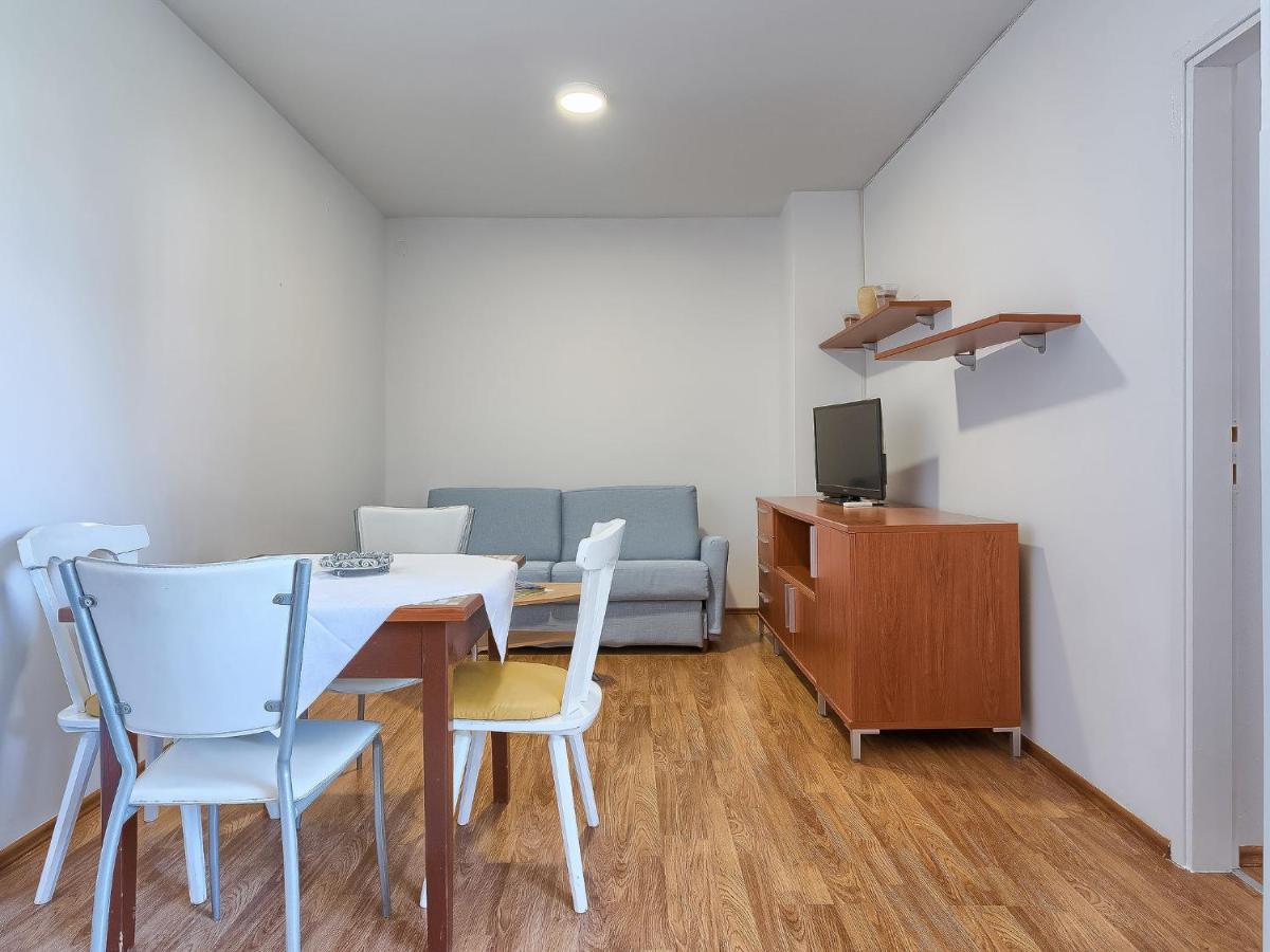 Apartment Nika-3 By Interhome อูมัค ภายนอก รูปภาพ